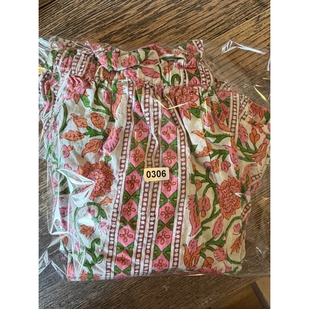 Mille Resort‎ Travel Floral Block Print Paperbag Waist Shorts Pink Green XS